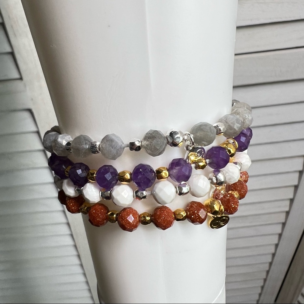 GORJANA Set of 4 Mixed Beaded Bracelets NWOT - Picture 2 of 12